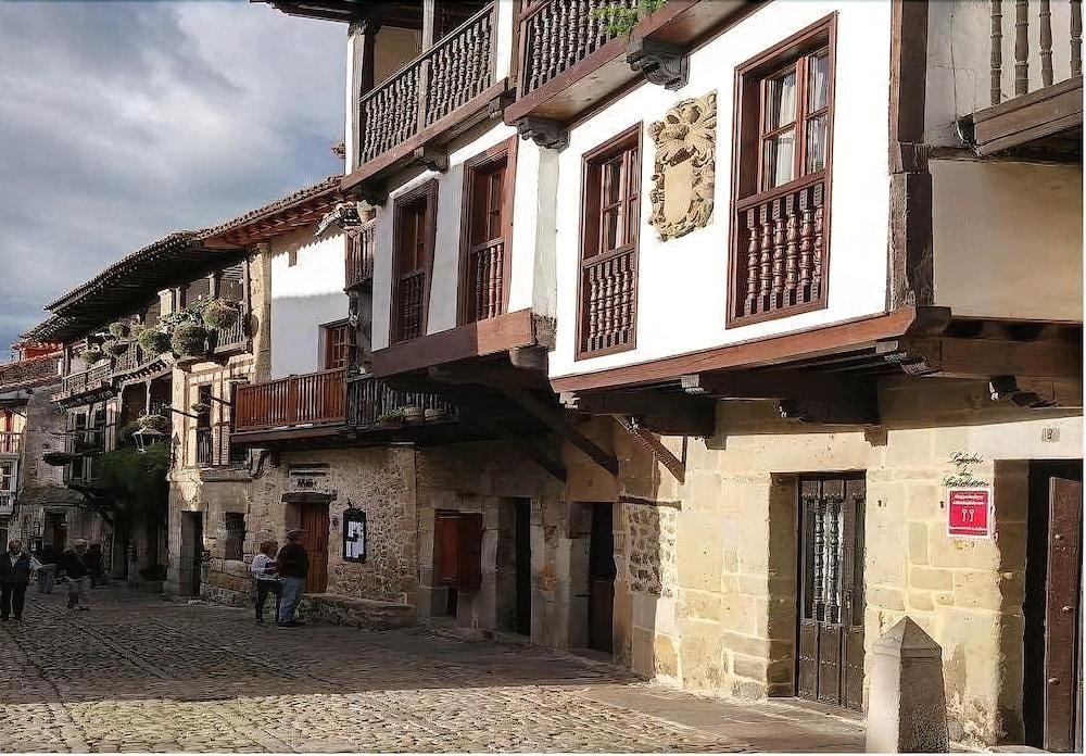 Apartamentos Legado De Santillana Santillana del Mar Exterior photo